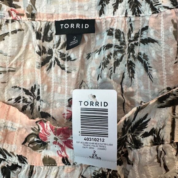 NWT Torrid Blouse Size 2X - Picture 3 of 5
